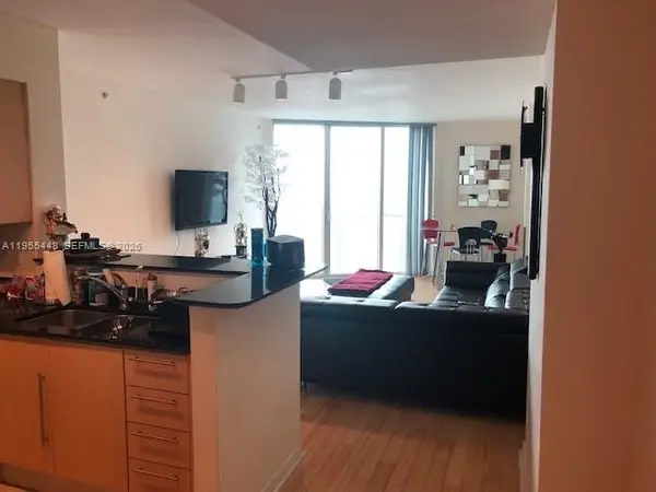 325 S Biscayne Bl #3117, Miami, FL 33131