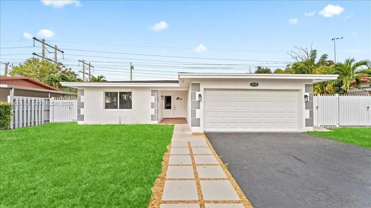 6722 SW 135th Ct, Miami, FL 33183 - #1