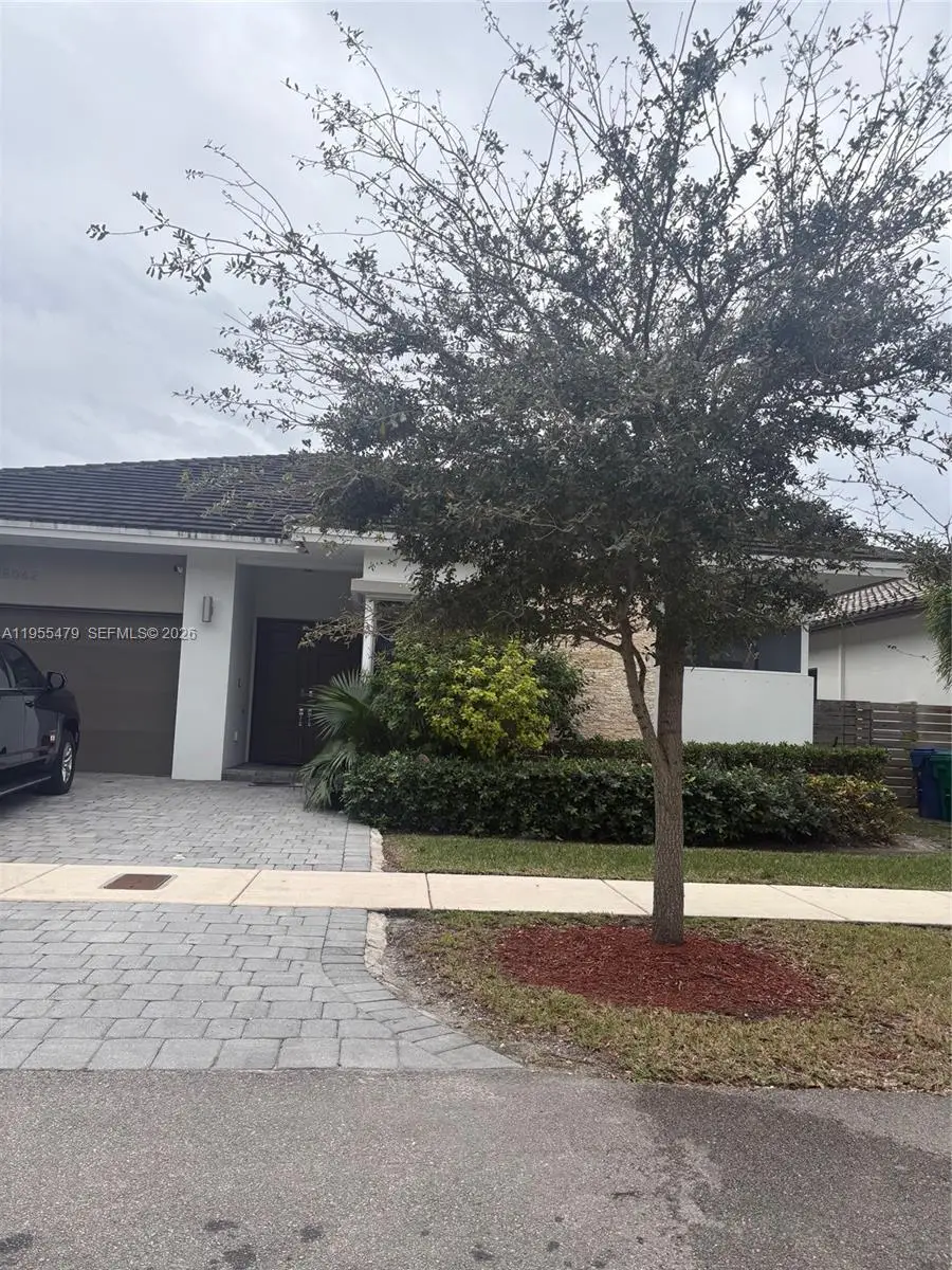 15062 SW 177th Ter, Miami, FL 33187 - Image #3