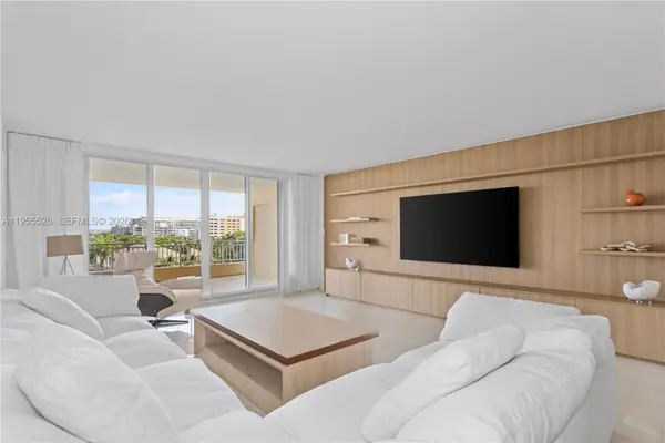 765 Crandon Blvd #506, Key Biscayne, FL 33149