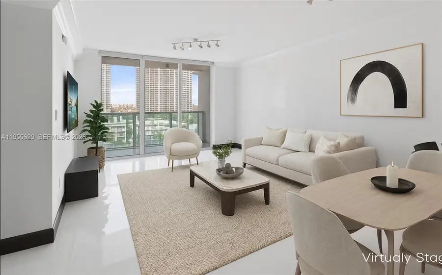 31 SE 5th St #1803, Miami, FL 33131 - #3