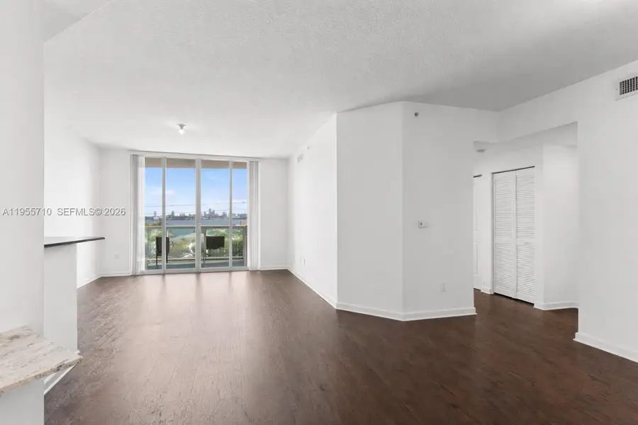 7910 Harbor Island Dr #402, North Bay Village, FL 33141 - Image #3