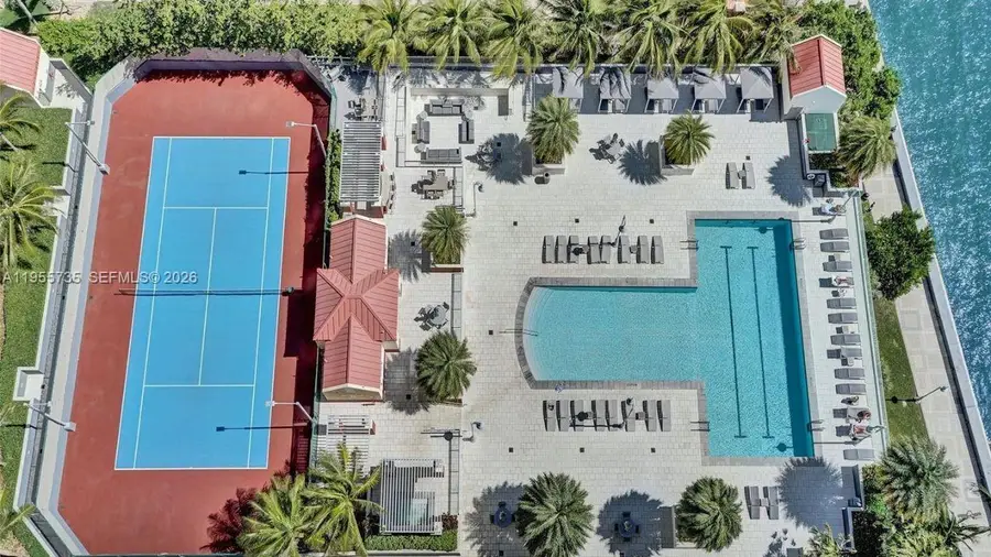 1155 Brickell Bay Dr #1006, Miami, FL 33131 - Image #3