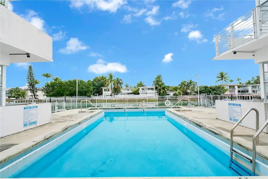 200 S Shore Dr #12, Miami Beach, FL 33141 - #3