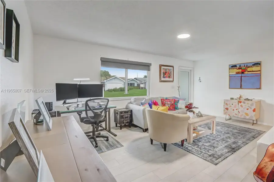 3004 NW 7th St, Fort Lauderdale, FL 33311 - Image #3