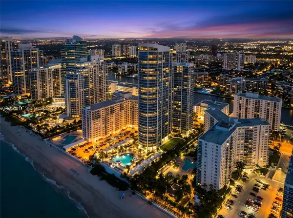 3101 S Ocean Dr #3003, Hollywood, FL 33019