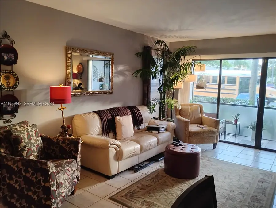 1013 Green Pine Blvd #D1, West Palm Beach, FL 33409 - Image #3