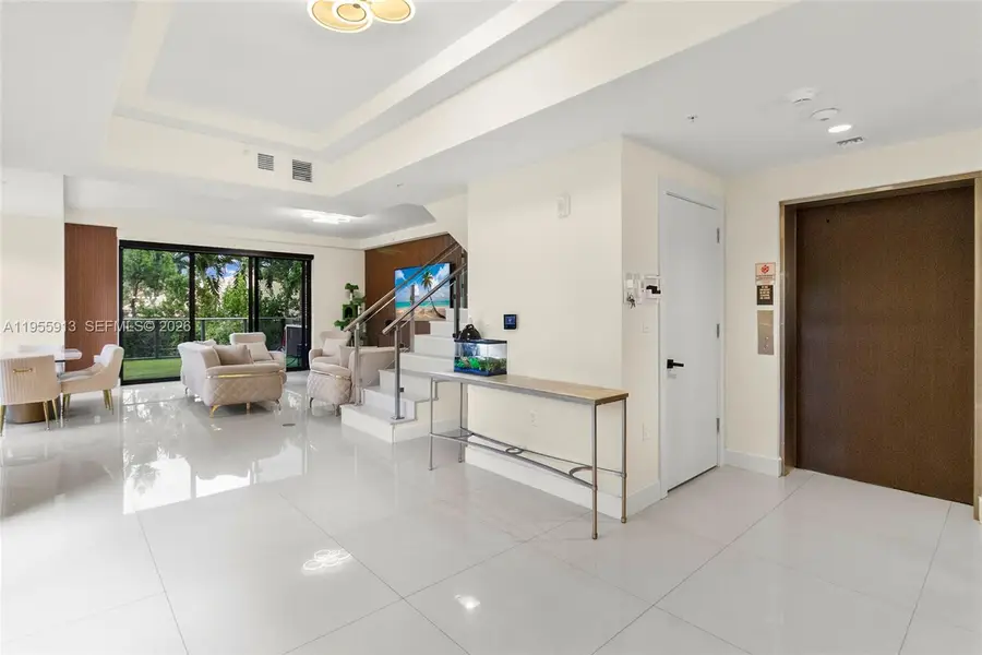 3040 N Ocean Blvd #N101, Fort Lauderdale, FL 33308 - #3