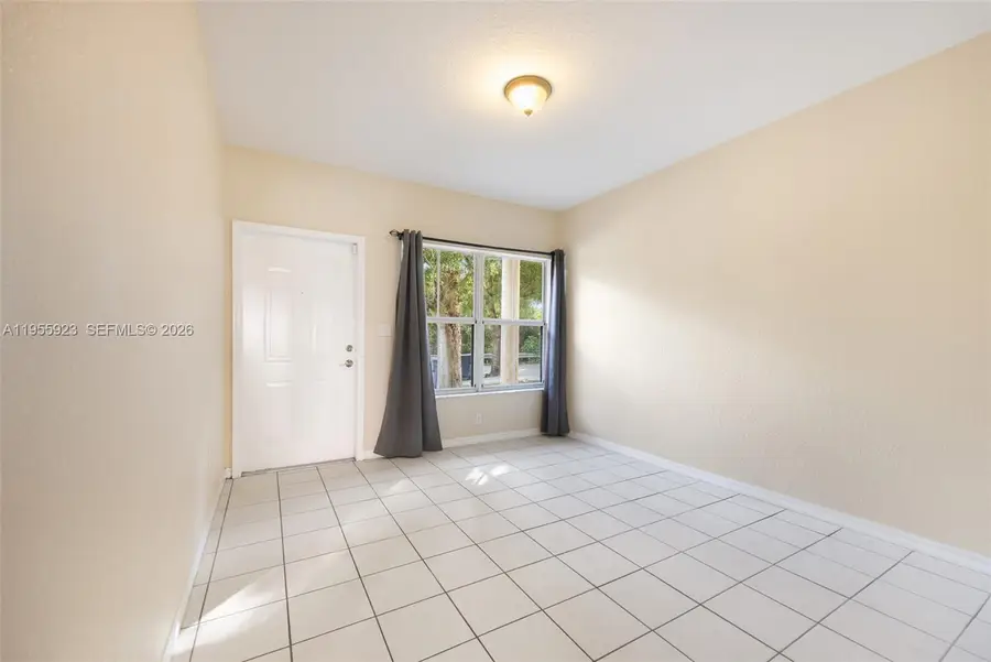 940 SW 6th Ave, Florida City, FL 33034 - Image #2