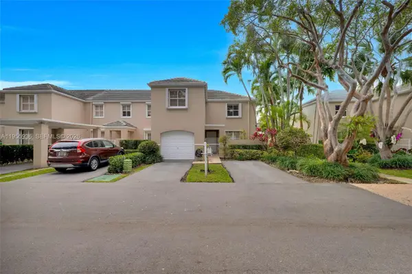 6960 SW 54th St, Miami, FL 33155