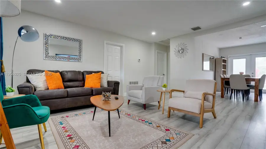 5157 NE 6th Ave, Oakland Park, FL 33334 - Image #3