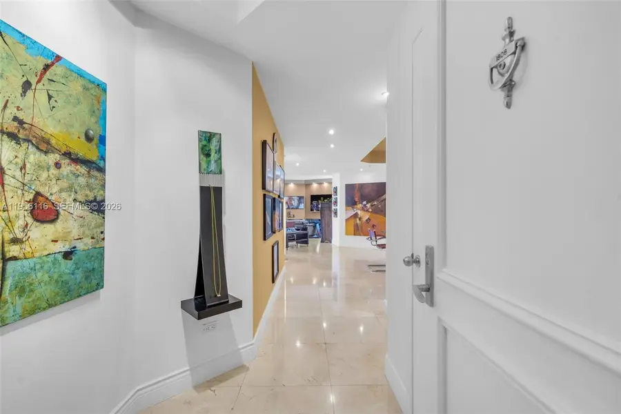 808 Brickell Key Dr #1808, Miami, FL 33131 - Image #2
