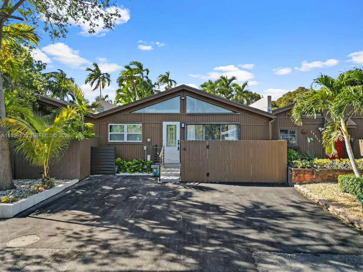 11316 SW 112th Cir Ln E, Miami, FL 33176 - Image #1