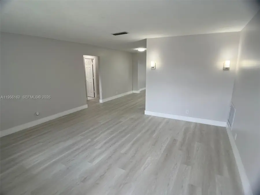 6990 NW 17th St, Margate, FL 33063 - Image #3