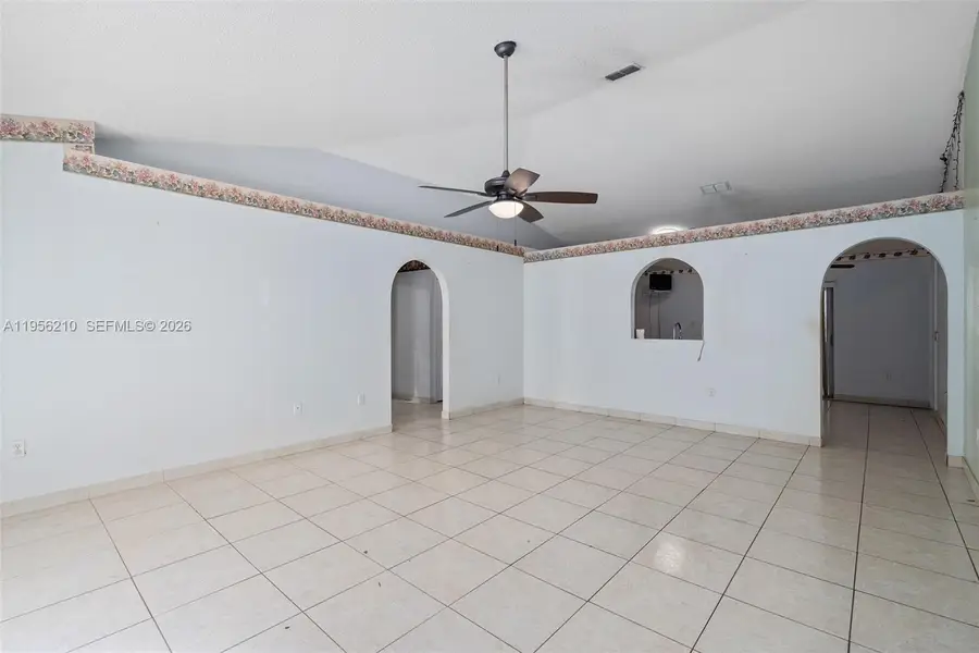 327 Ridge Ct, Apopka, FL 32712 - #2