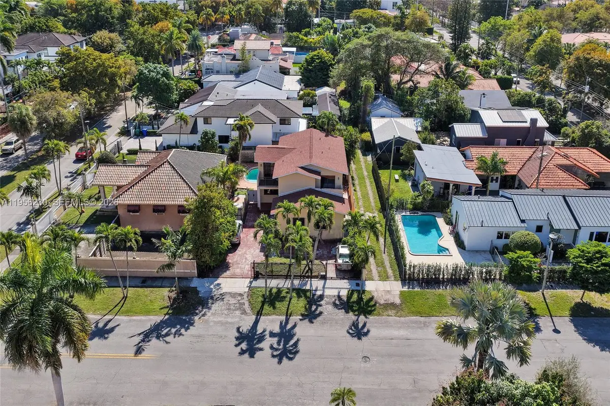 2311 SW 5th Ave, Miami, FL 33129 - Image #1