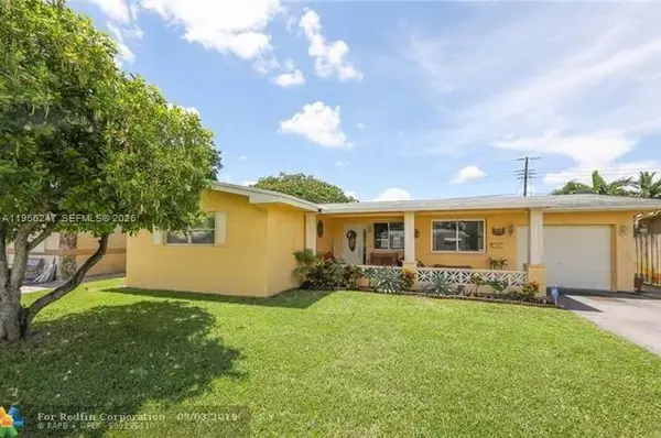 8520 NW 10th St, Pembroke Pines, FL 33024
