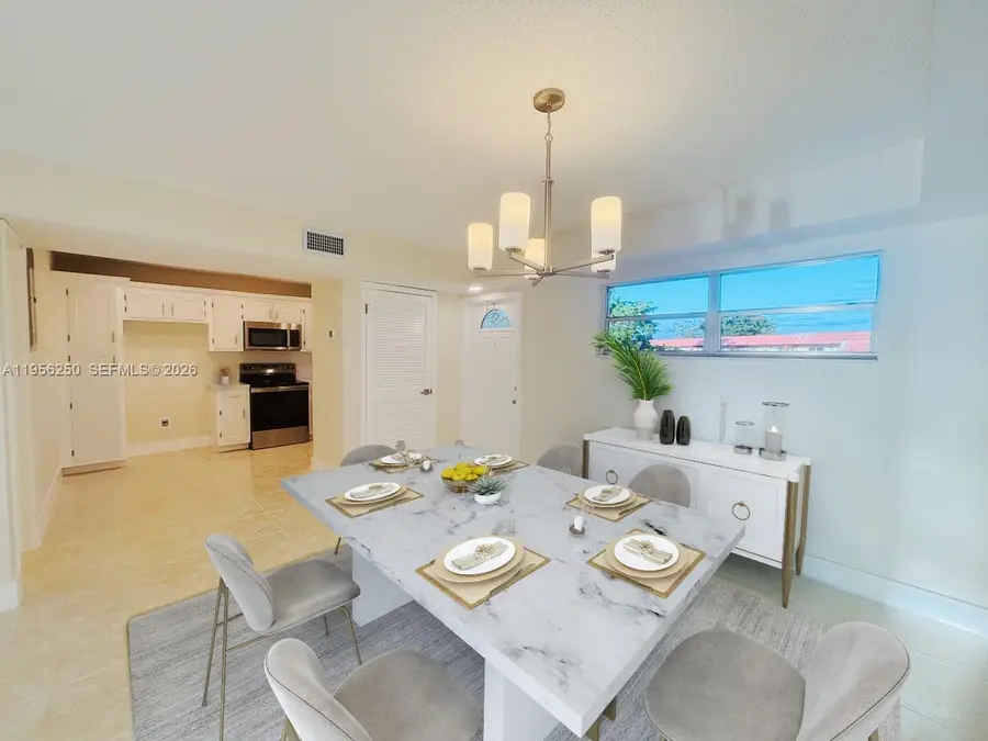 411 S Hollybrook Dr #305, Pembroke Pines, FL 33025 - Image #2