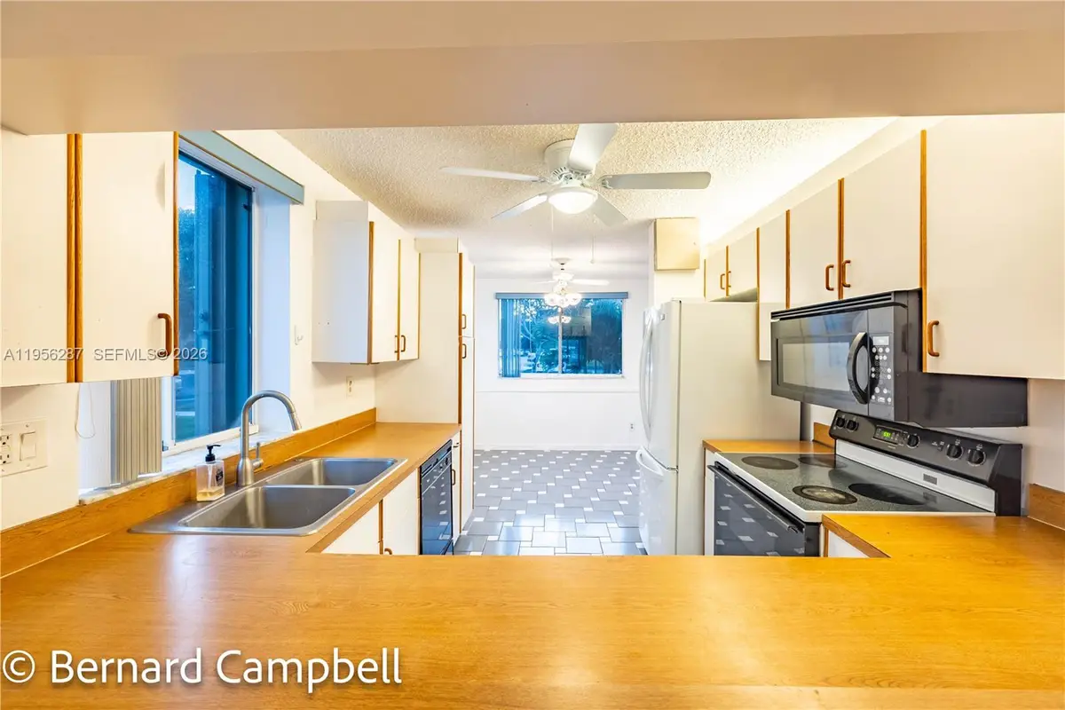 7264 S Devon Dr #112, Tamarac, FL 33321 - Image #1