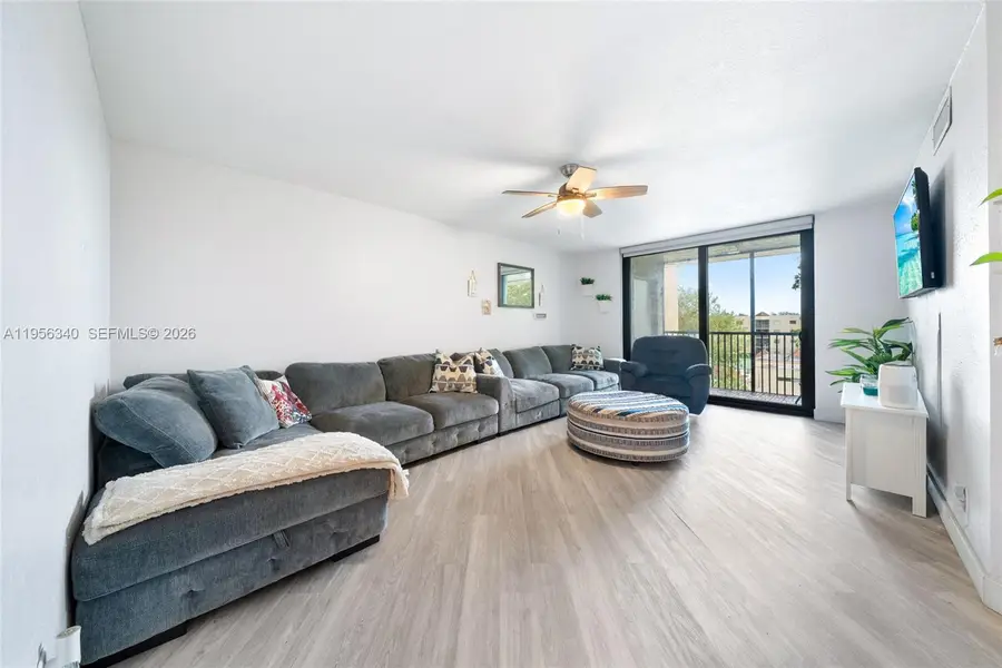 10551 W Broward Blvd #408, Plantation, FL 33324 - Image #2