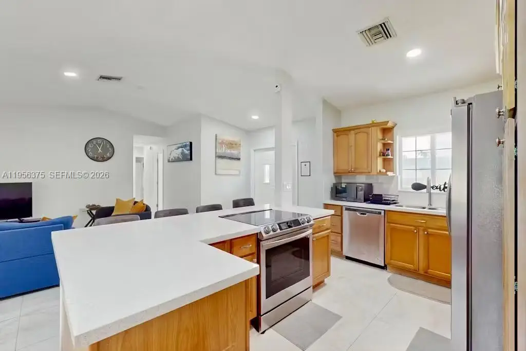 8331 NW 44th Ct, Lauderhill, FL 33351 - Image #1