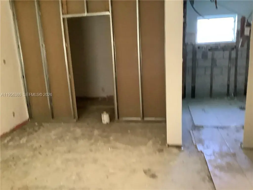 2101 SW 46th Ave, Fort Lauderdale, FL 33317 - Image #1