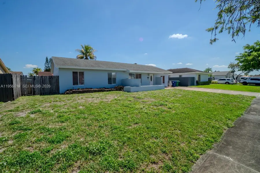 20013 NW 62nd Pl, Hialeah, FL 33015 - #3