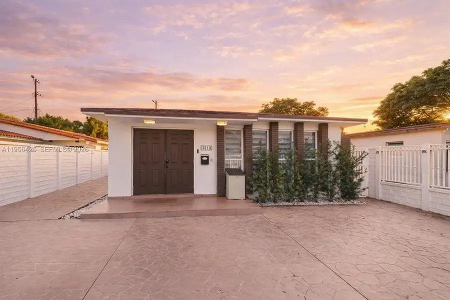 3210 SW 24th Ter, Miami, FL 33145 - Image #3