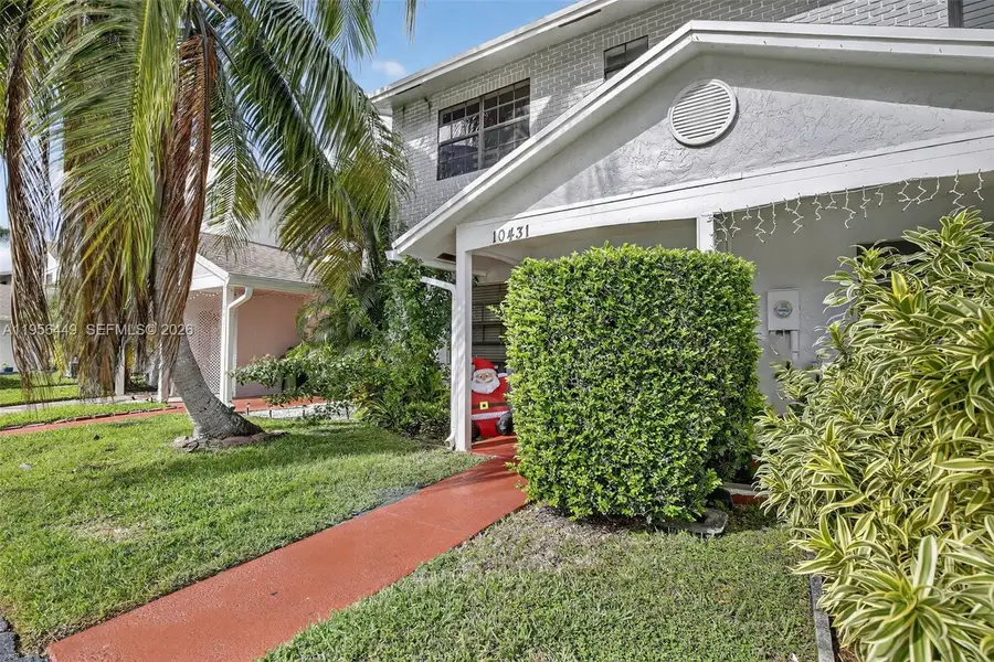 10431 NW 3rd St, Pembroke Pines, FL 33026 - Image #3