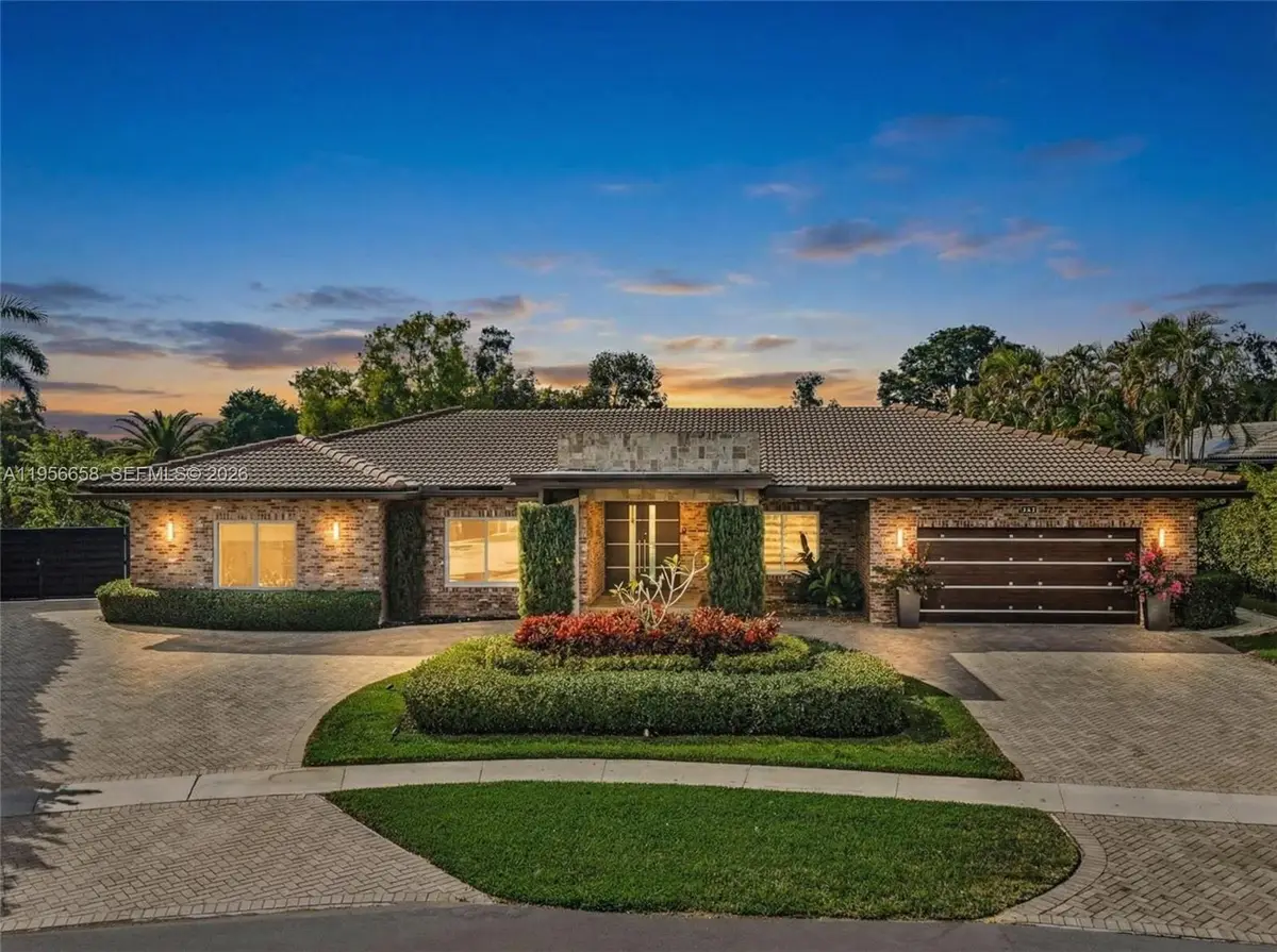 16380 Paddock Ln, Weston, FL 33326 - #1