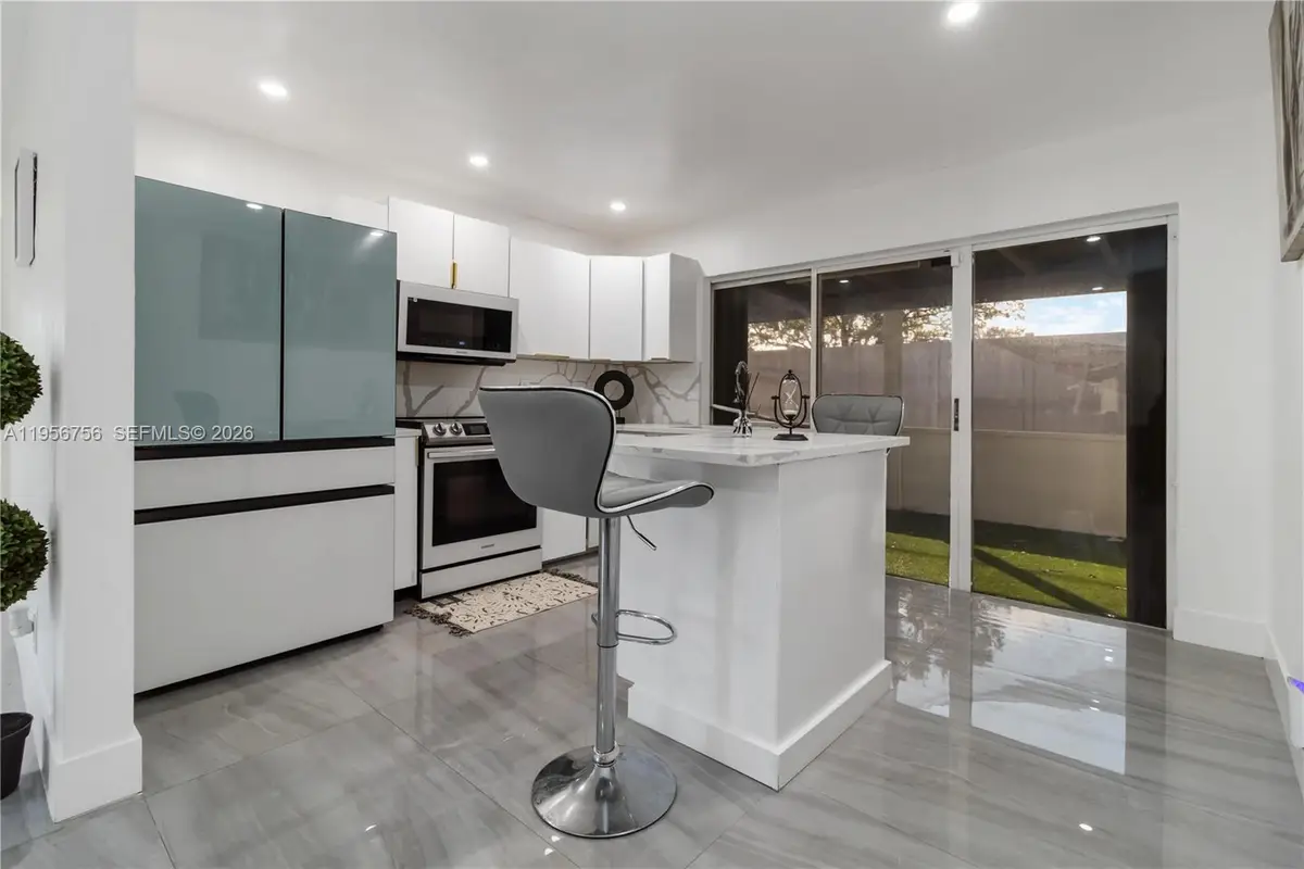 2502 NW 48th St, Tamarac, FL 33309 - Image #1