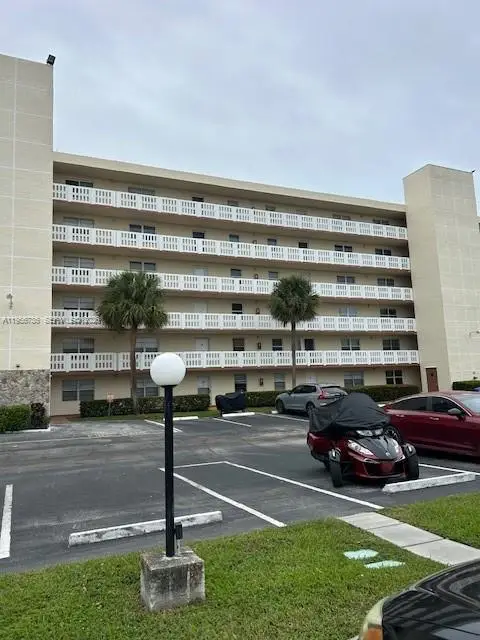 301 SE 3rd St #601, Dania Beach, FL 33004