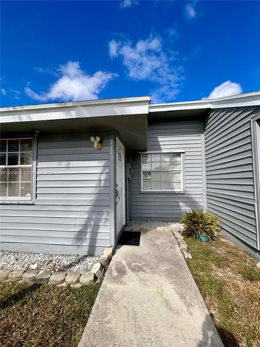 7171 Tam Oshanter Blvd, North Lauderdale, FL 33068 - Image #2