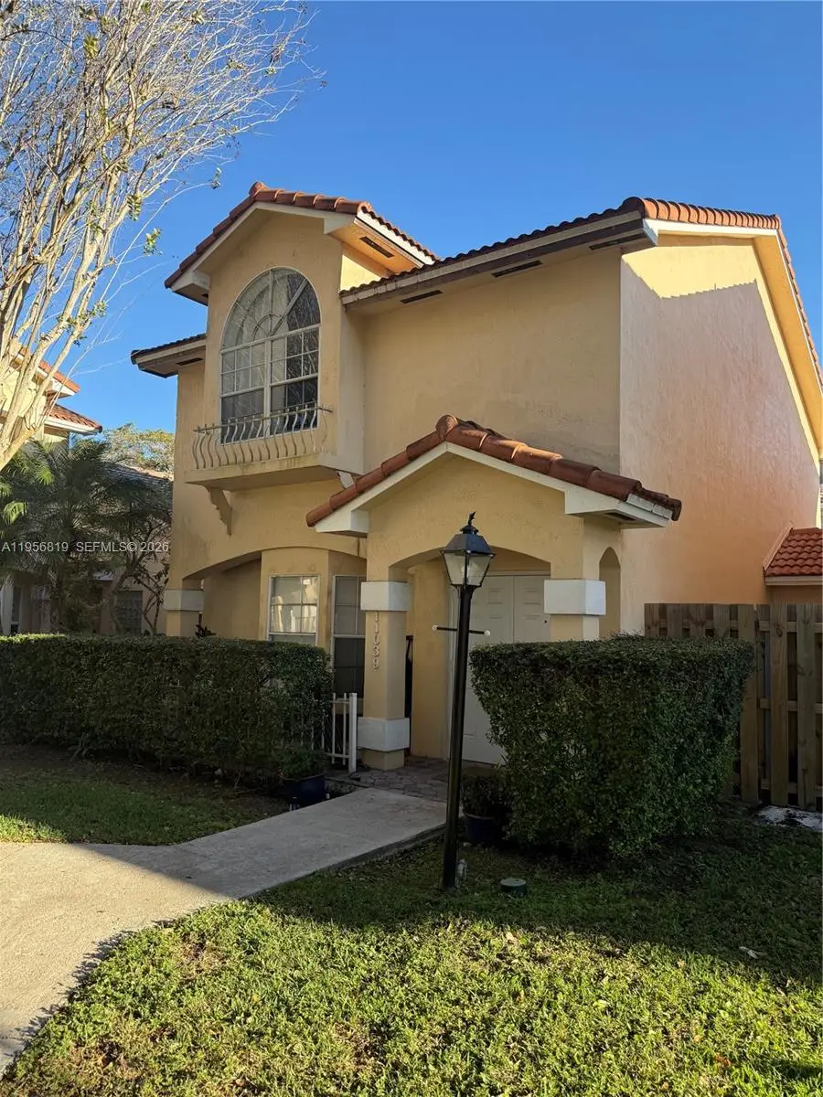 11039 SW 152nd Ct, Miami, FL 33196 - Image #1