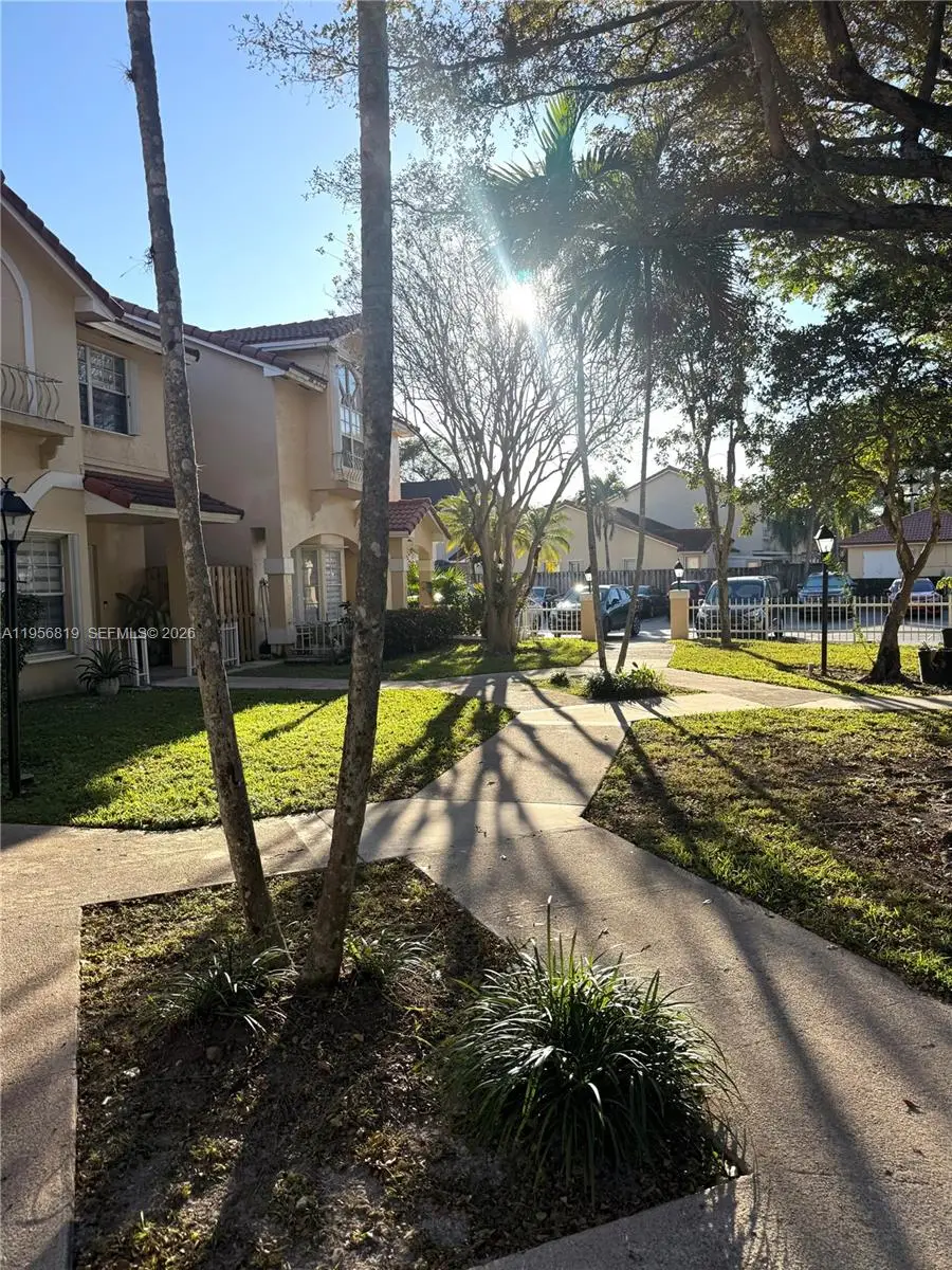 11039 SW 152nd Ct, Miami, FL 33196 - Image #3