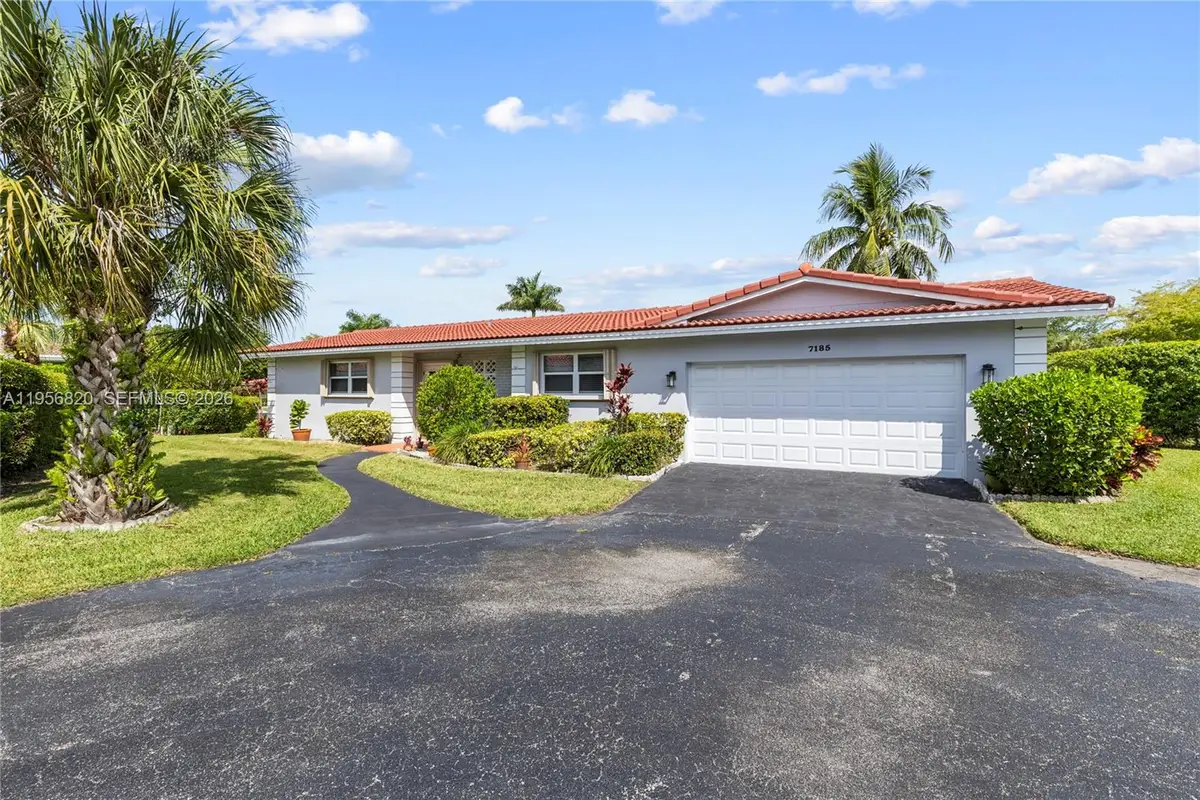 7185 E Tropical Way, Plantation, FL 33317 - Image #1