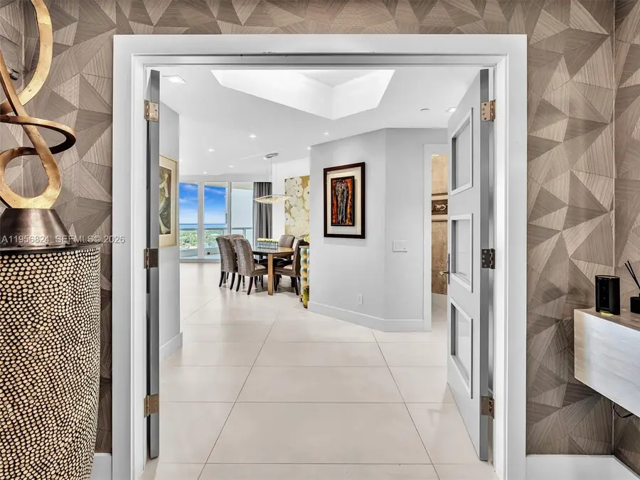 21200 Point Pl #1503 S.E Corner Turn Key, Aventura, FL 33180 - #3