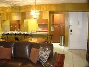 900 NE 209th Ter #104-31, Miami, FL 33179 - Image #2