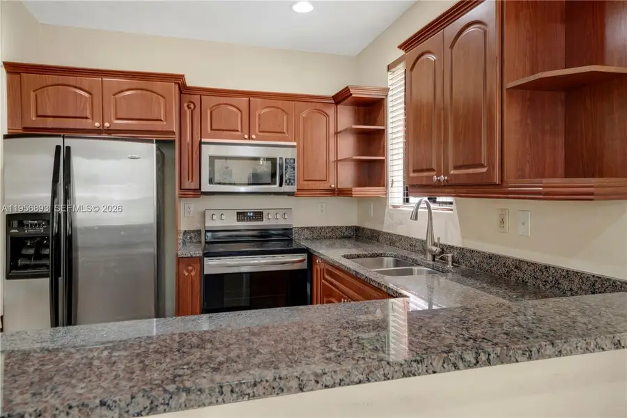 2654 SW 31st Pl #2654, Miami, FL 33133 - Image #3