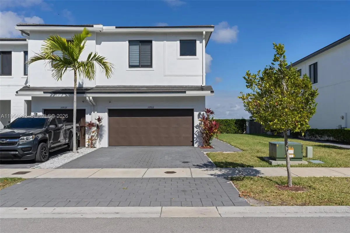 10933 SW 232nd Ter, Homestead, FL 33032 - Image #1