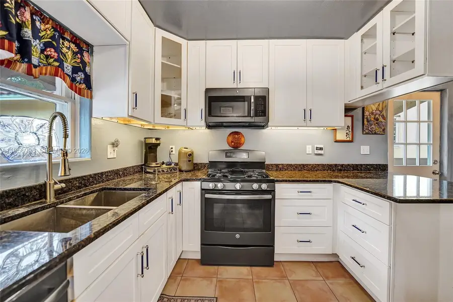 1340 Jackson St, Hollywood, FL 33019 - #3