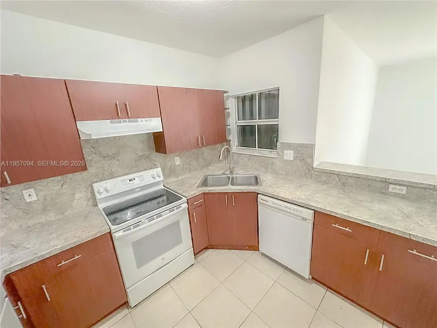 981 SW 6th Ct, Florida City, FL 33034 - Image #2