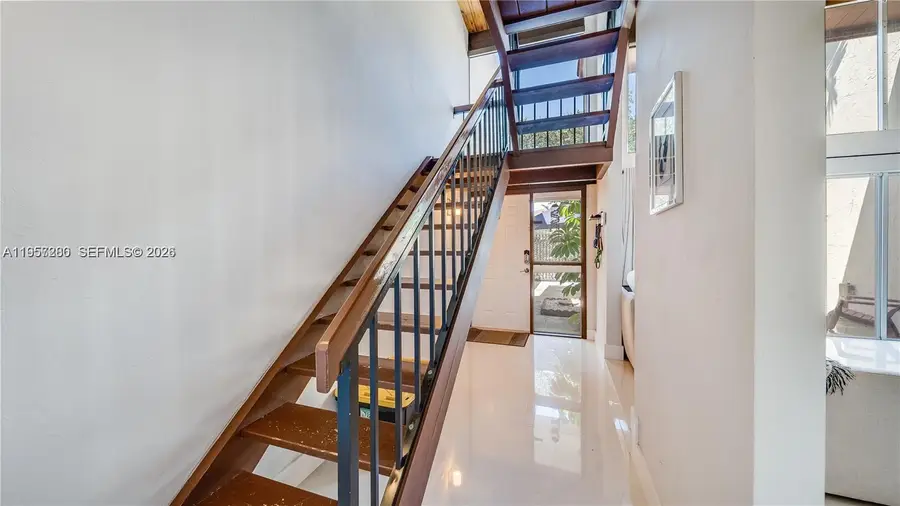 10462 SW 78th St, Miami, FL 33173 - Image #2