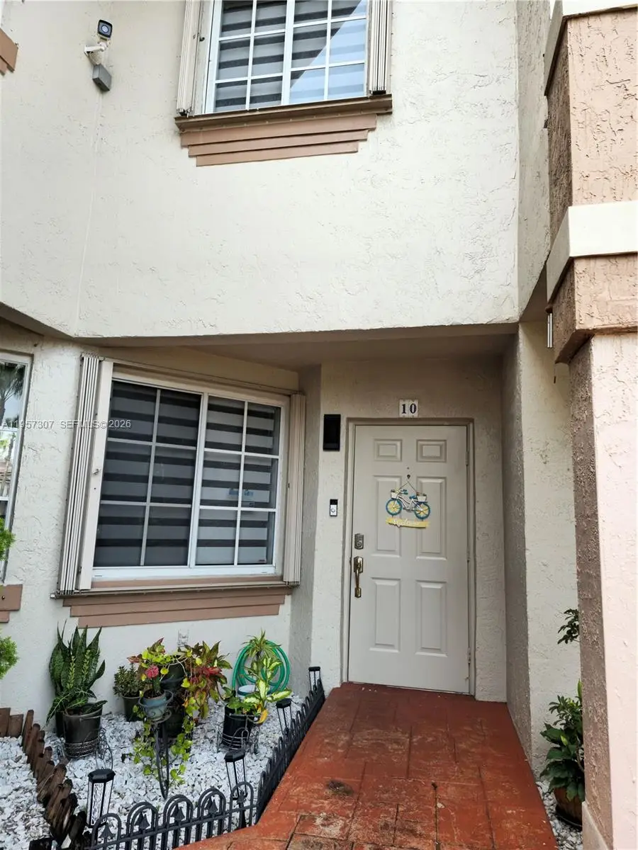 8330 NW 10th St #10I, Miami, FL 33126 - #1