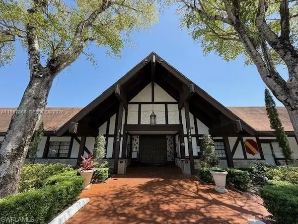 3760 Inverrary Dr #1W, Lauderhill, FL 33319