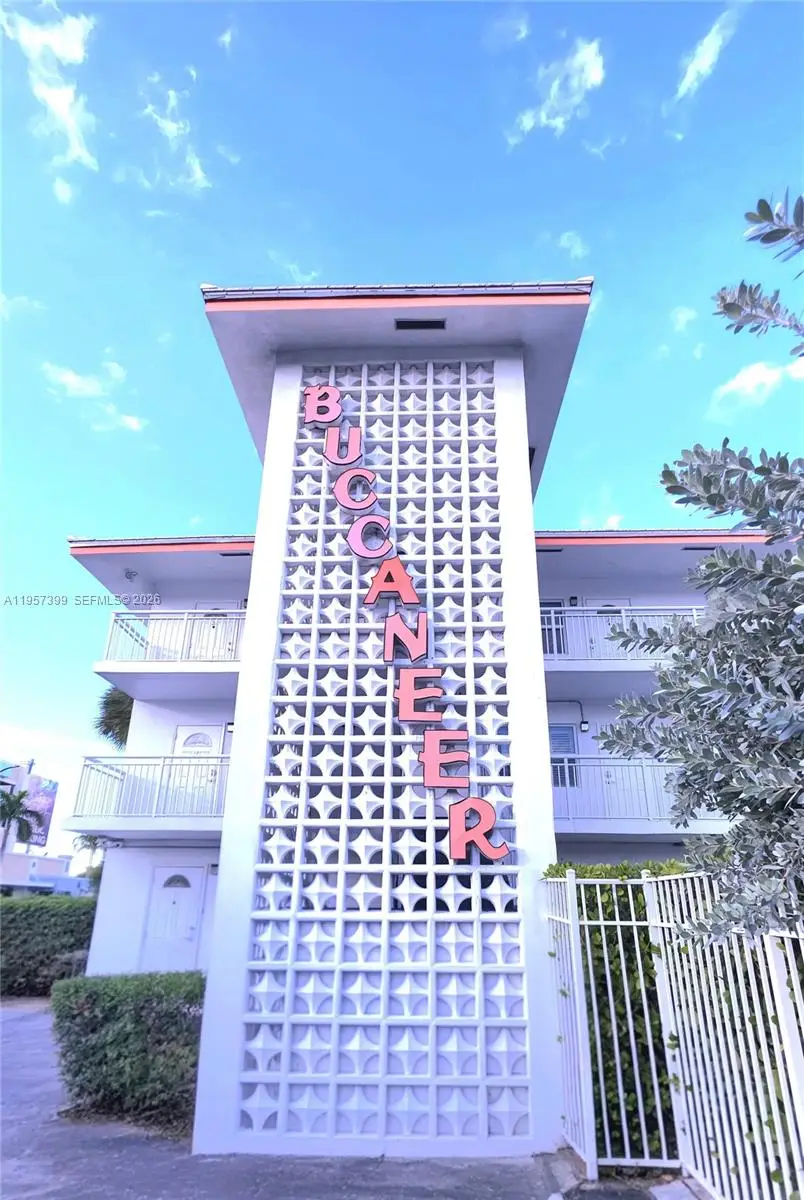 120 NE 20th Ave #27, Deerfield Beach, FL 33441 - Image #1