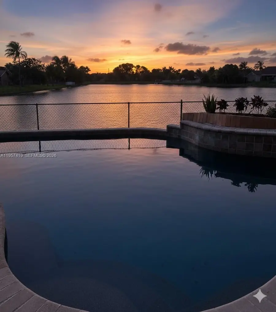 1320 NW 161st Ave, Pembroke Pines, FL 33028 - Image #2