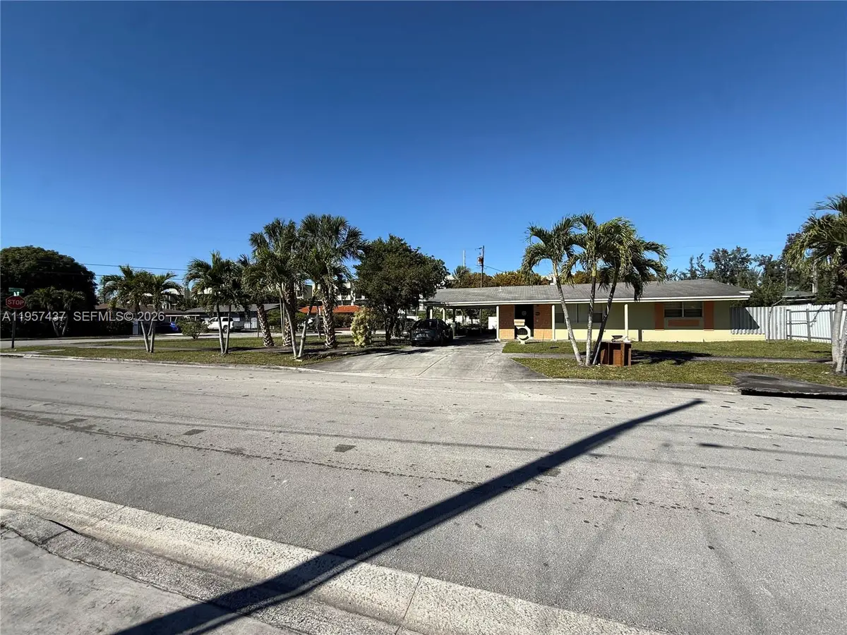 185 E 20th St, Hialeah, FL 33010 - Image #1