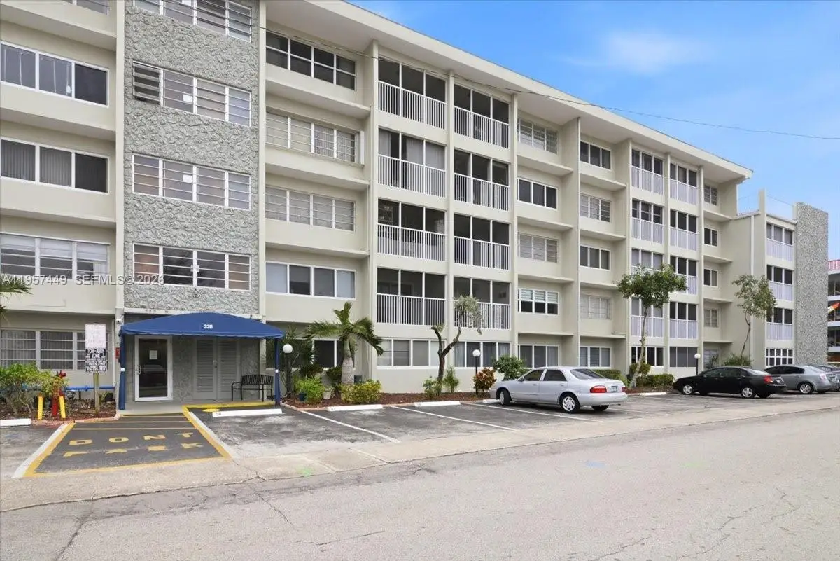 330 SE 2nd St #501G, Hallandale Beach, FL 33009 - Image #1