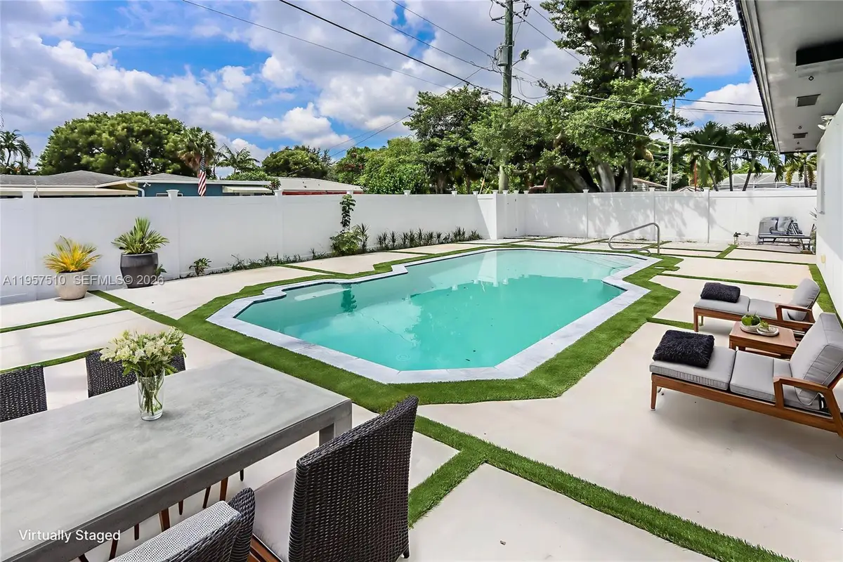 1110 S 14th Ave, Hollywood, FL 33020 - Image #1